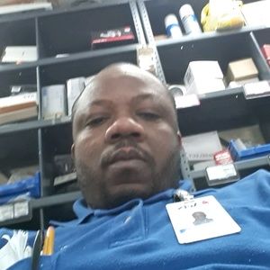 Meet your Posher, Gineau